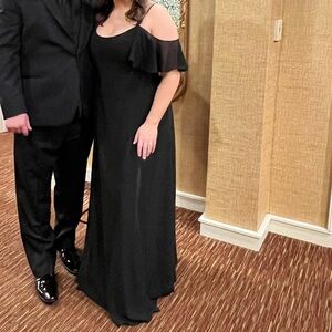 Black Chiffon David’s Bridal Bridesmaid Dress - Size 14